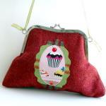 Winter Cupcakes Shoulder P..
